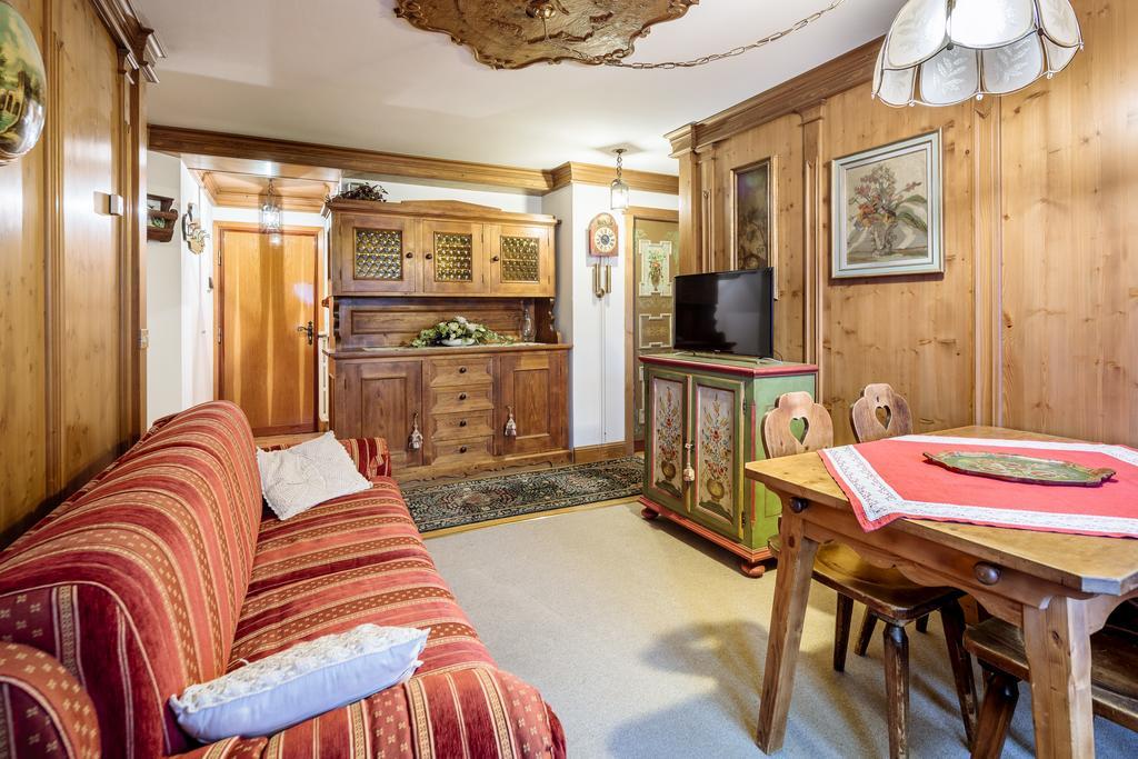 Villa Cristallino -Stayincortina Кортіна-д'Ампеццо Екстер'єр фото